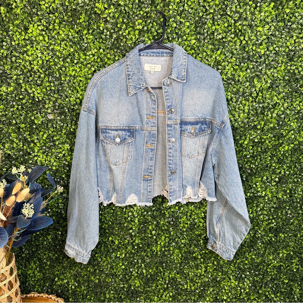 Nwt‎ Distressed denim jacket oversized fit nwt